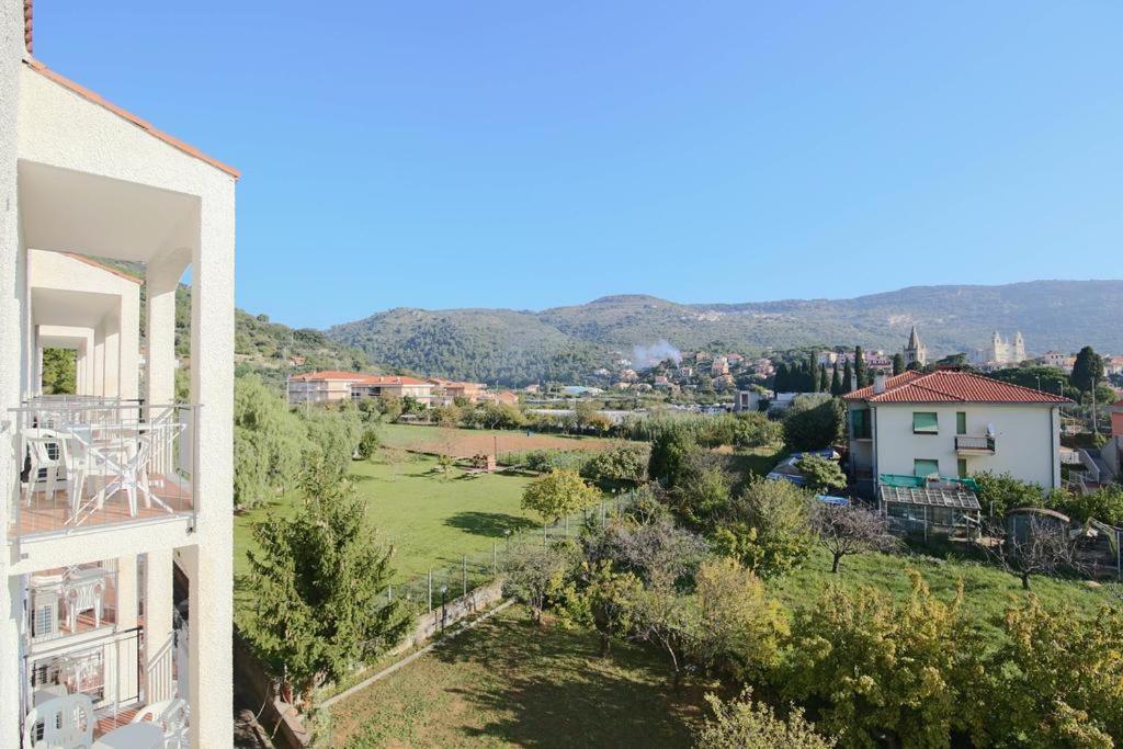 Residence Riviera Mare Pietra Ligure Esterno foto